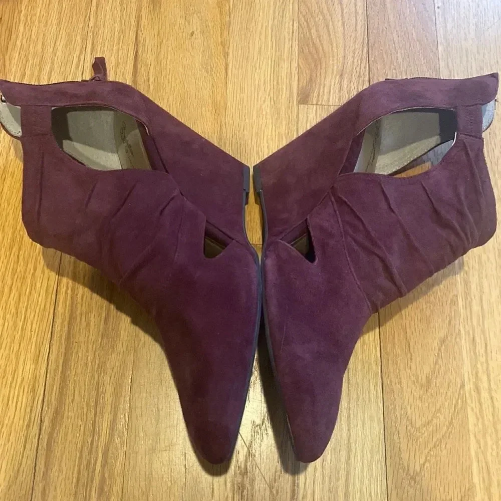 Seychelles x Corey Lynn Calter collab burgundy heels pointed, open areas sz 10